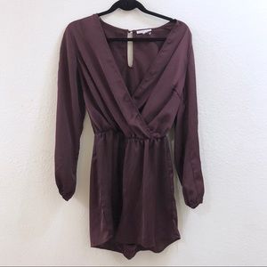 Women’s Long Sleeve Romper Burgundy Open Sleeve